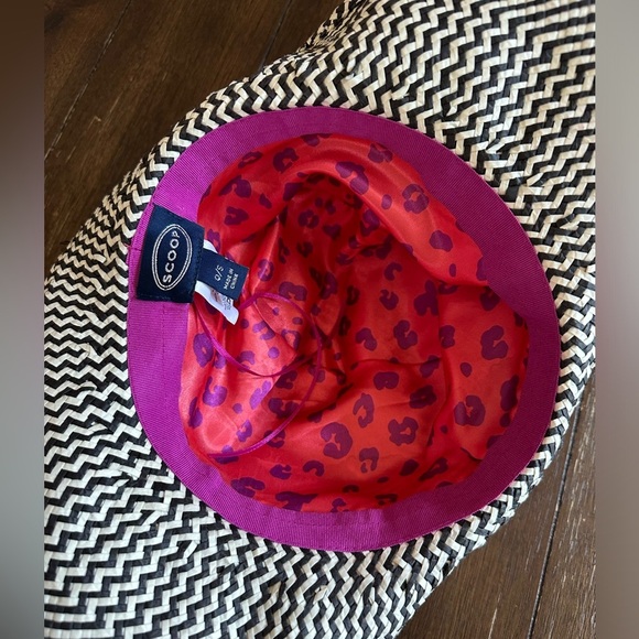 Scoop round hat - Picture 10 of 14